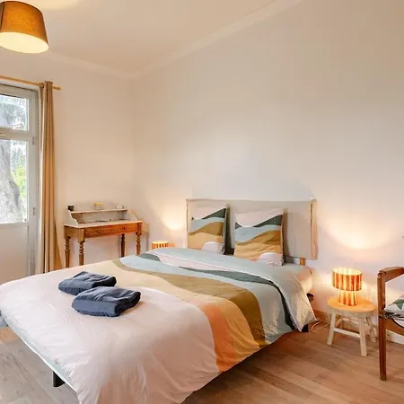 Charming Air-conditioned House With Pool וילה *