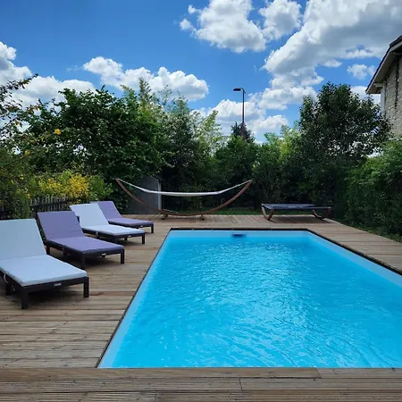 Charming Air-conditioned House With Pool Vila Montcaret
