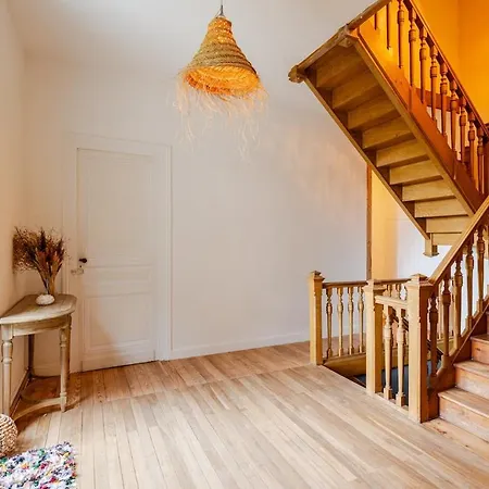 Charming Air-conditioned House With Pool * Montcaret